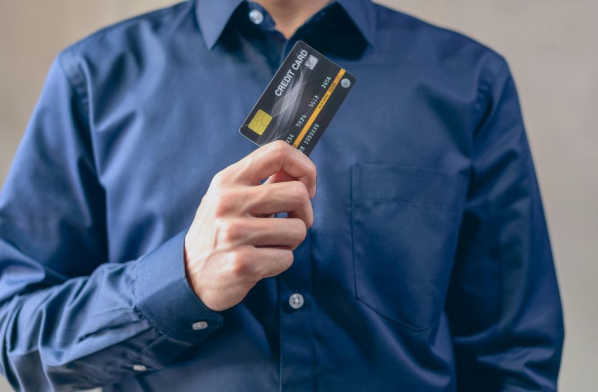 How Do Refunds Work on Credit Cards? Processing Times and Tips